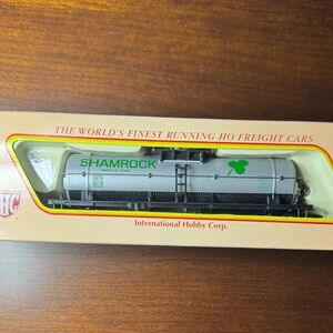 IHM Shamrock Oil HO Scale Tanker Train Car (New)
